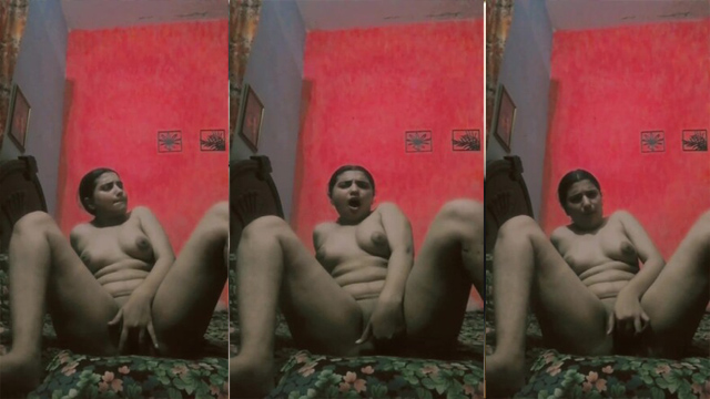 Pakistani Babe Ayesha – Masturbating For BF Viral Free Porn