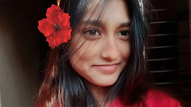 Cute Sexy Girl Showing & Fingering Leaked Mms 2026