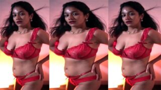 Actress Lavanya Manickam Bikini Teasing Seductive MMS